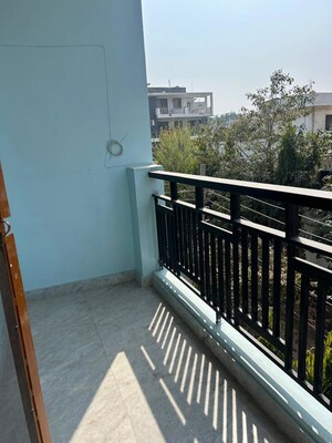 Balcony in 2 BHK Independent House at Saurabh Niwas, Sector 40 – for Rent