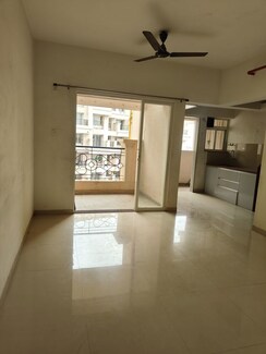 2 BHK + Servant Room Apartment For Rent in Mantra 99 Riverfront