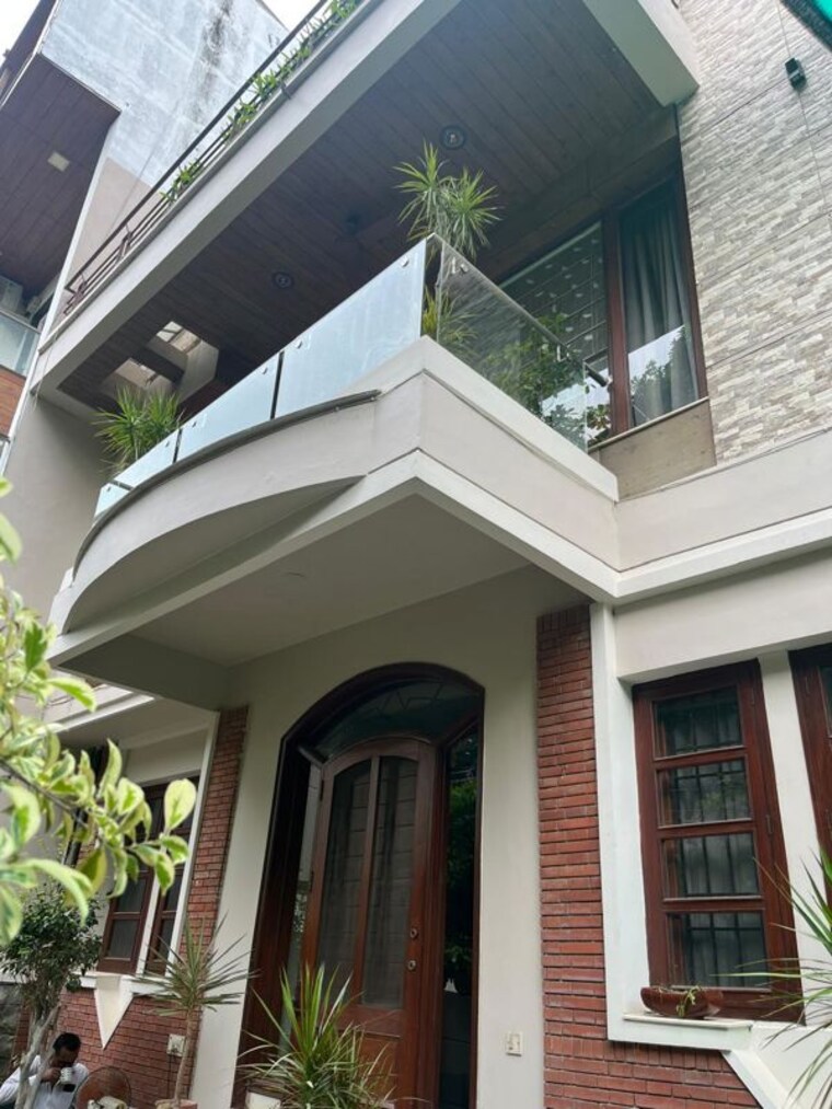 Exterior View, dlf-city-phase-iii 6+ Bedroom 2816 Sq.Ft. Villa In Sector 24 Gurgaon 10010042