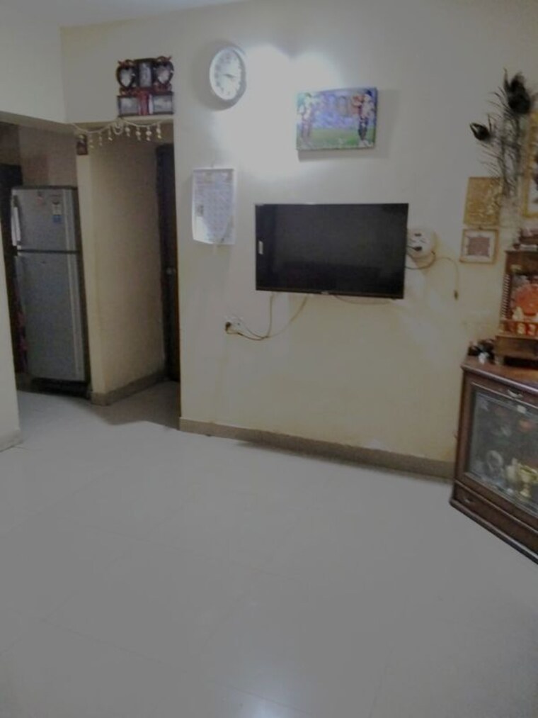 Kitchen, shree-vrushti 2 Bedroom 720 Sq.Ft. Apartment In Ghodbunder Road Thane 10010425