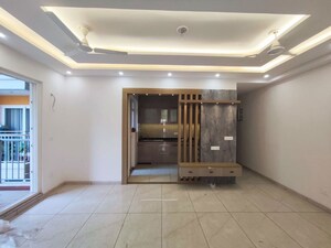 Building Lobby in 3 BHK Builder Floor at Gomti Nagar – for Rent