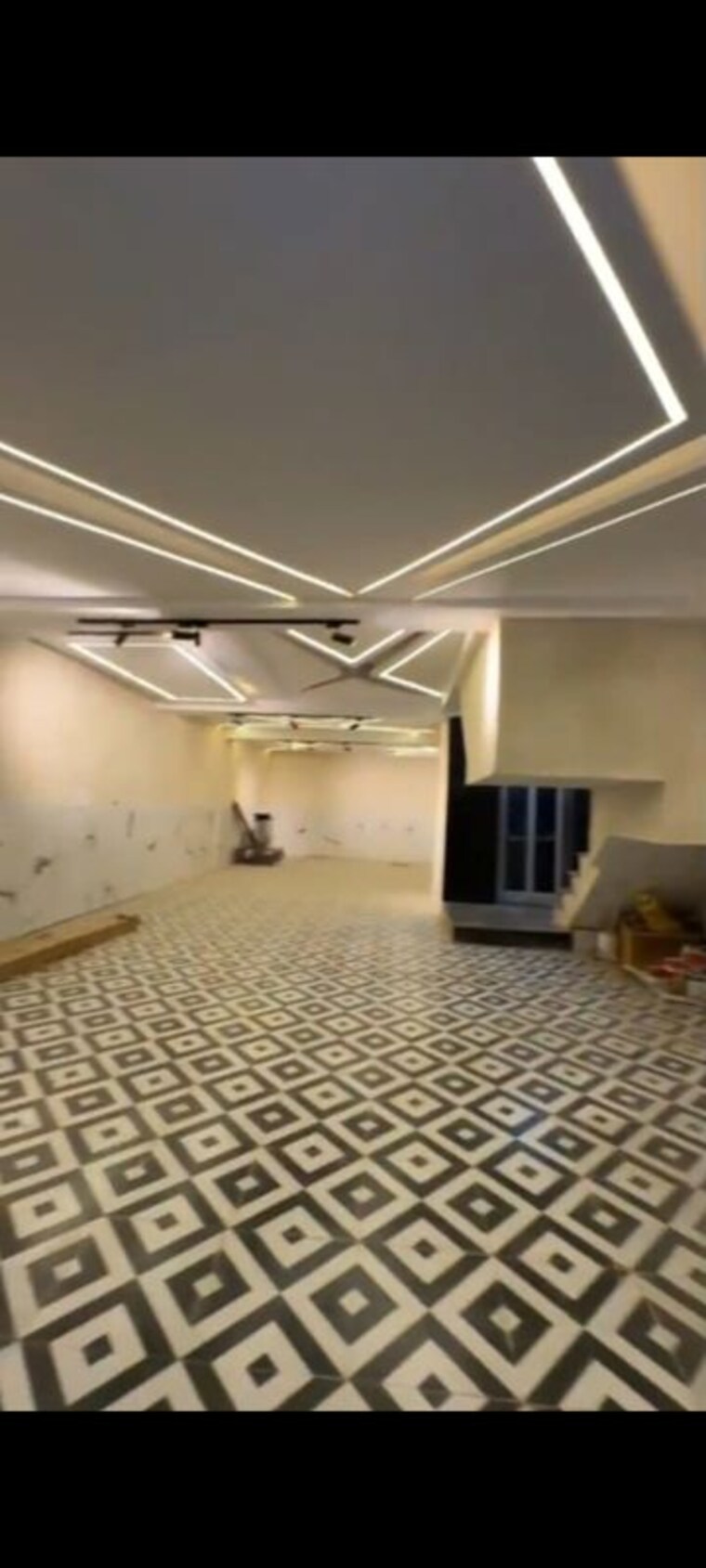 Living Room, uttam nagar 4 Bedroom 125 Sq.Yd. Builder Floor In Uttam Nagar Delhi 10010432