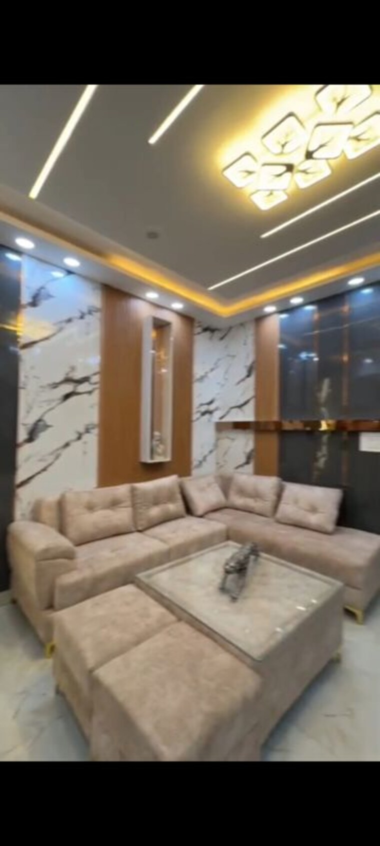 Living Room, uttam nagar 4 Bedroom 125 Sq.Yd. Builder Floor In Uttam Nagar Delhi 10010432