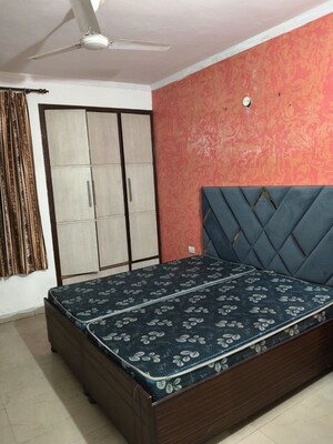 Bedroom in 3 BHK Apartment at Vip Road – for Rent