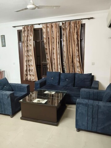 3 BHK Apartment For Rent in Vip Road