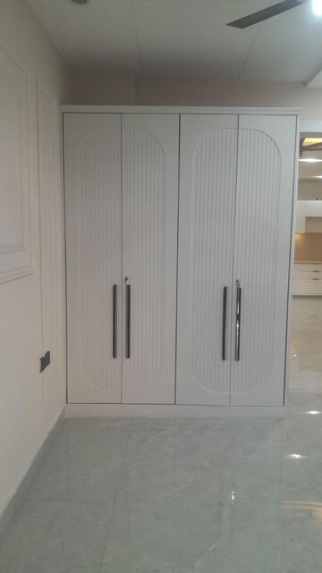 Room in 4 BHK Builder Floor at Shivkripa Orchid Gyan Khand, Gyan Khand I – for Sale