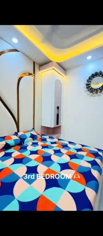 Bedroom in 3 BHK Builder Floor at Uttam Nagar – for Sale