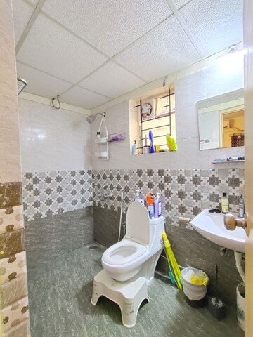 Bathroom in 3 BHK Apartment at SS Residency HSR Layout, Hsr Layout – for Rent
