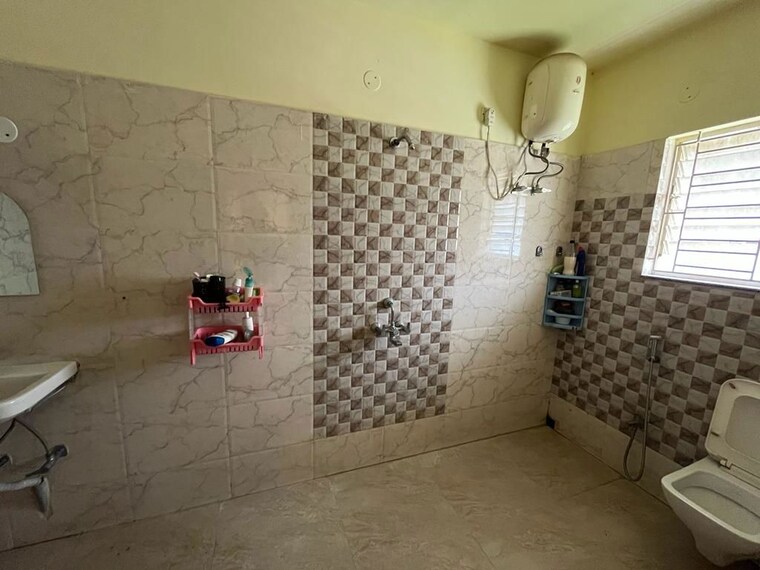 Bathroom, new town 4 Bedroom 2130 Sq.Ft. Apartment In New Town Kolkata 10010501