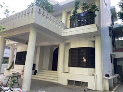 4 BHK + Pooja Room,Servant Room,Study Room Villa For Sale in Chattarpur