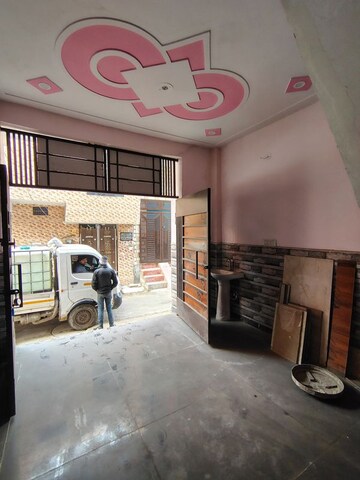 Parking in 3 BHK Independent House at Sector 50 – for Sale