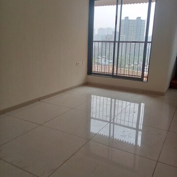 Room in 1 BHK Apartment at Chandak 34 Park Estate, Goregaon West – for Rent