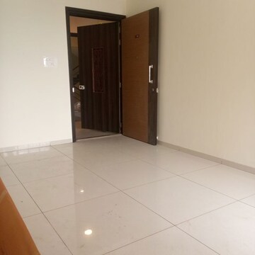 Room in 1 BHK Apartment at Chandak 34 Park Estate, Goregaon West – for Rent