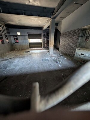 Kitchen in  Showroom at Pitampura – for Rent