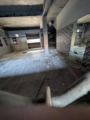 Kitchen in  Showroom at Pitampura – for Rent