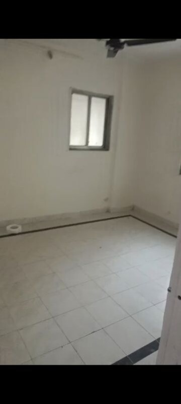 Room in 2 BHK Apartment at Magic Meera Heights, Mira Road – for Rent