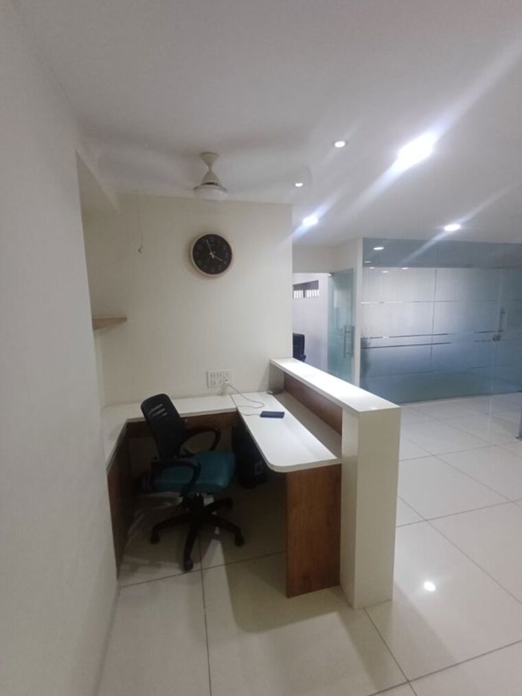 Team Area, sankalp-iconic-tower Commercial Office Space 1296 Sq.Ft. In Sanidhya Ahmedabad 10010579