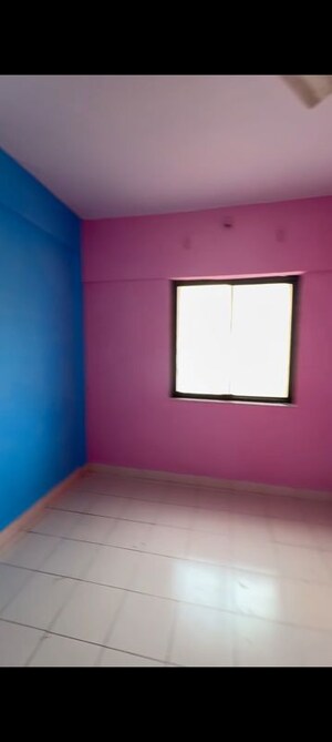 Room in 1 BHK Apartment at Veena Enclave CHS, Mira Road – for Rent