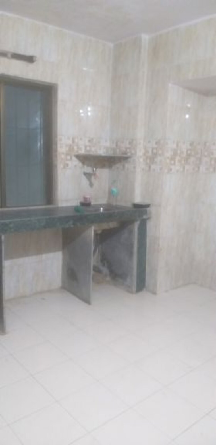 Kitchen, pawar nagar 1 RK 300 Sq.Ft. Apartment In Pawar Nagar Thane 10010599