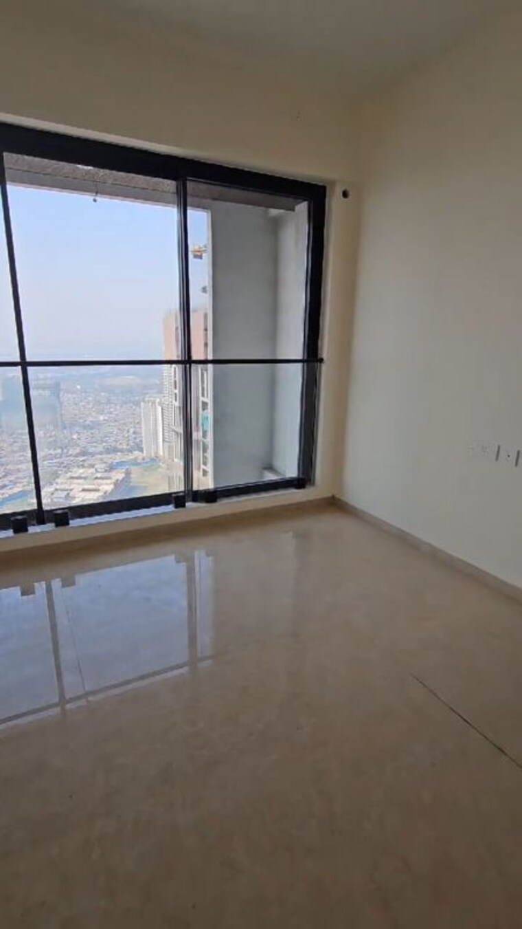 Room, dosti-eastern-bay-phase-2 3 Bedroom 1082 Sq.Ft. Apartment In Wadala Mumbai 10010604