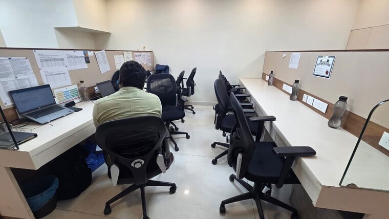 Team Area, rustomjee-central-park Commercial Office Space 2500 Sq.Ft. In Andheri East Mumbai 10010612