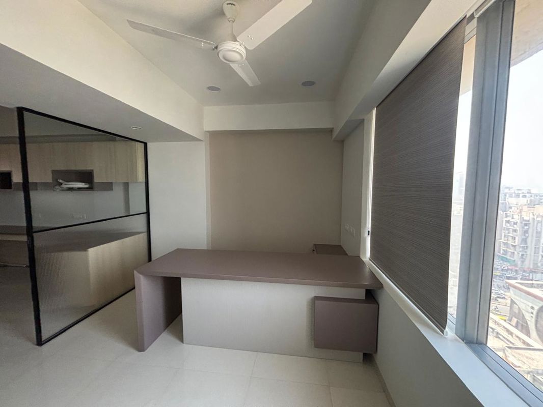 Office Space For Rent in Sola