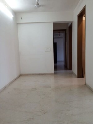 Room in 3 BHK Apartment at Dosti Ambrosia, Wadala East – for Rent