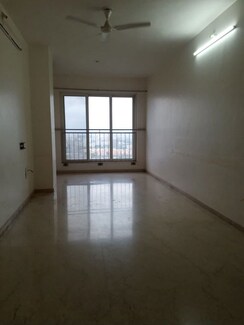 3 BHK + Pooja Room,Servant Room,Extra Room Apartment For Rent in Dosti Ambrosia