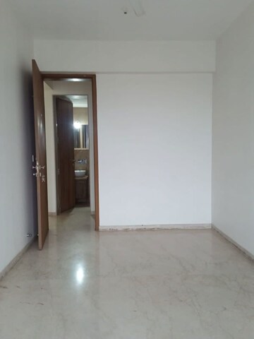 Room in 3 BHK Apartment at Dosti Ambrosia, Wadala East – for Rent