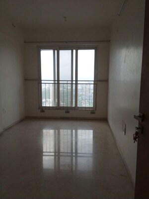 Room in 3 BHK Apartment at Dosti Ambrosia, Wadala East – for Rent