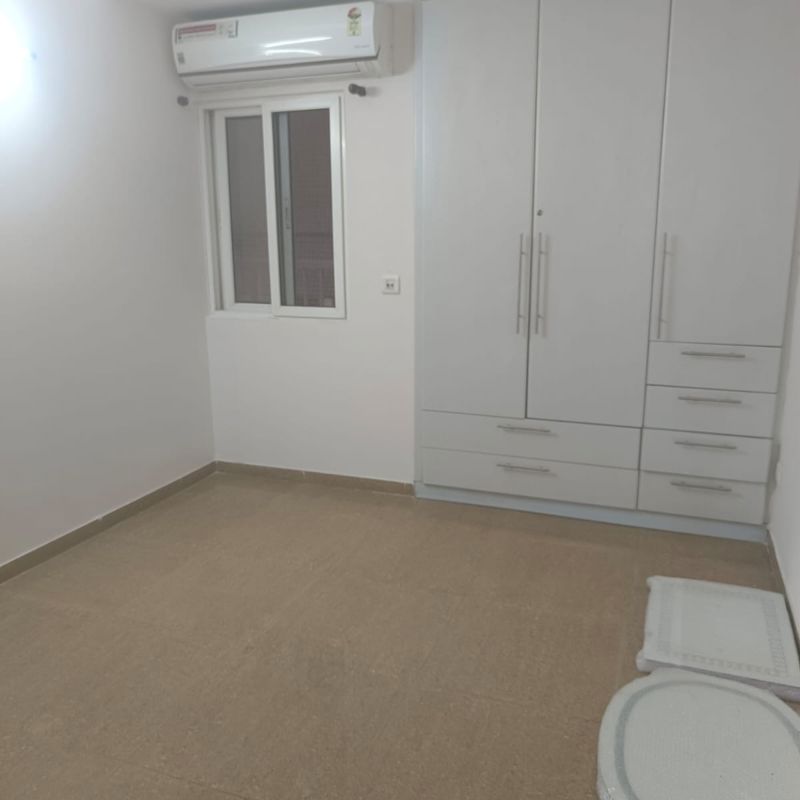 2.5 BHK + Study Room 1205 Sq.Ft. Apartment in Rishabh Iris Tower