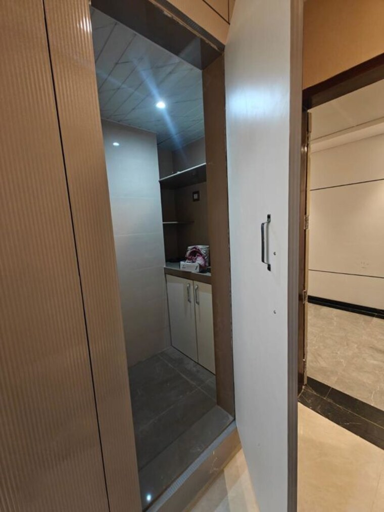 Other, lodha-signet-palava Commercial Office Space 350 Sq.Ft. In Dombivli East Thane 10010345