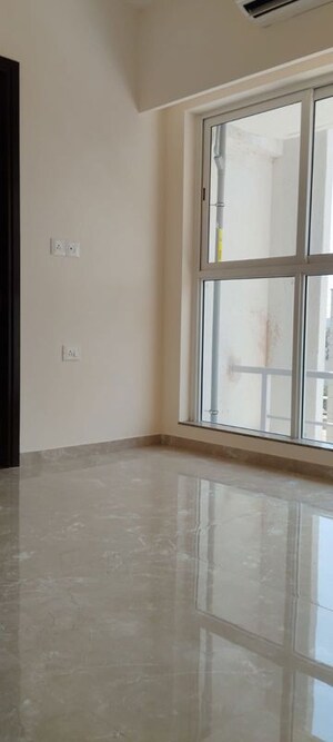 Room in 2 BHK Apartment at L&T Emerald Isle, Powai – for Rent