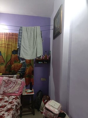 Room in 2 BHK Apartment at Andheri East – for Rent