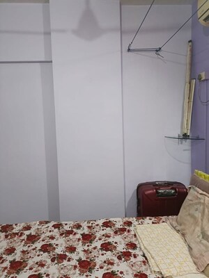 Bedroom in 2 BHK Apartment at Andheri East – for Rent