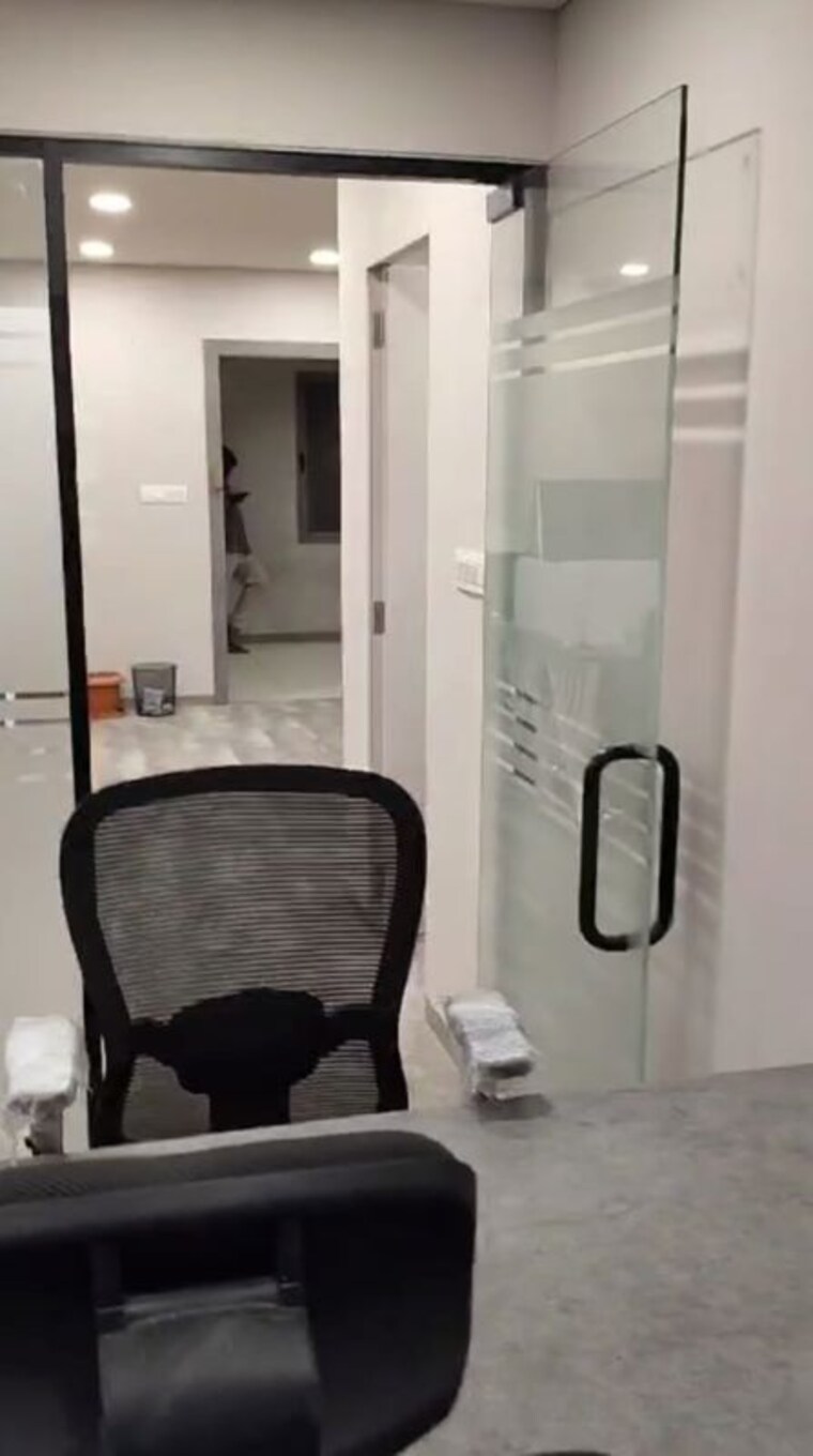 Bathroom, shyamal Commercial Office Space 694 Sq.Ft. In Shyamal Ahmedabad 10010663