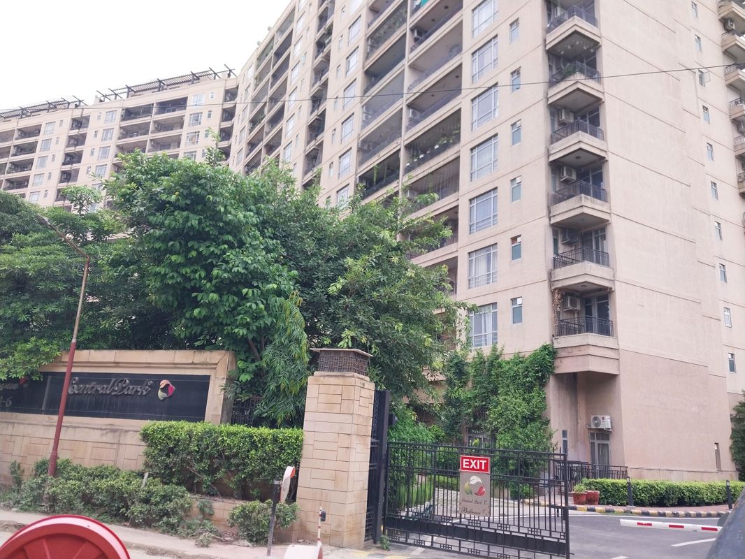 3 BHK + Pooja Room,Servant Room 2075 Sq.Ft. Apartment in Antriksh Central Avenue