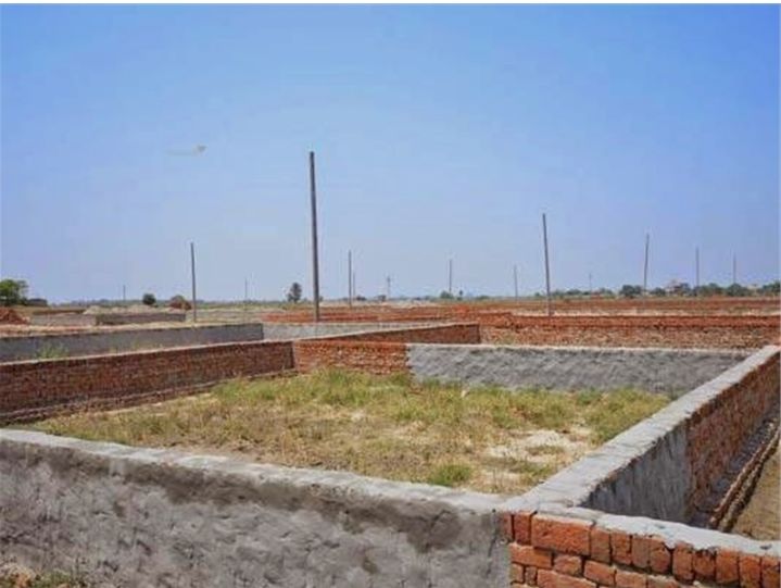 Plot For Sale in Sector 85