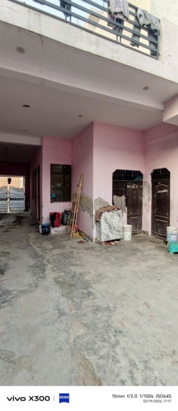 Parking in 6+ BHK Independent House at Sector 50 – for Sale