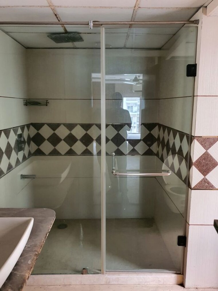 Master Bedroom, mahagun-maple 4 Bedroom 3200 Sq.Ft. Apartment In Sector 50 Noida 10010698