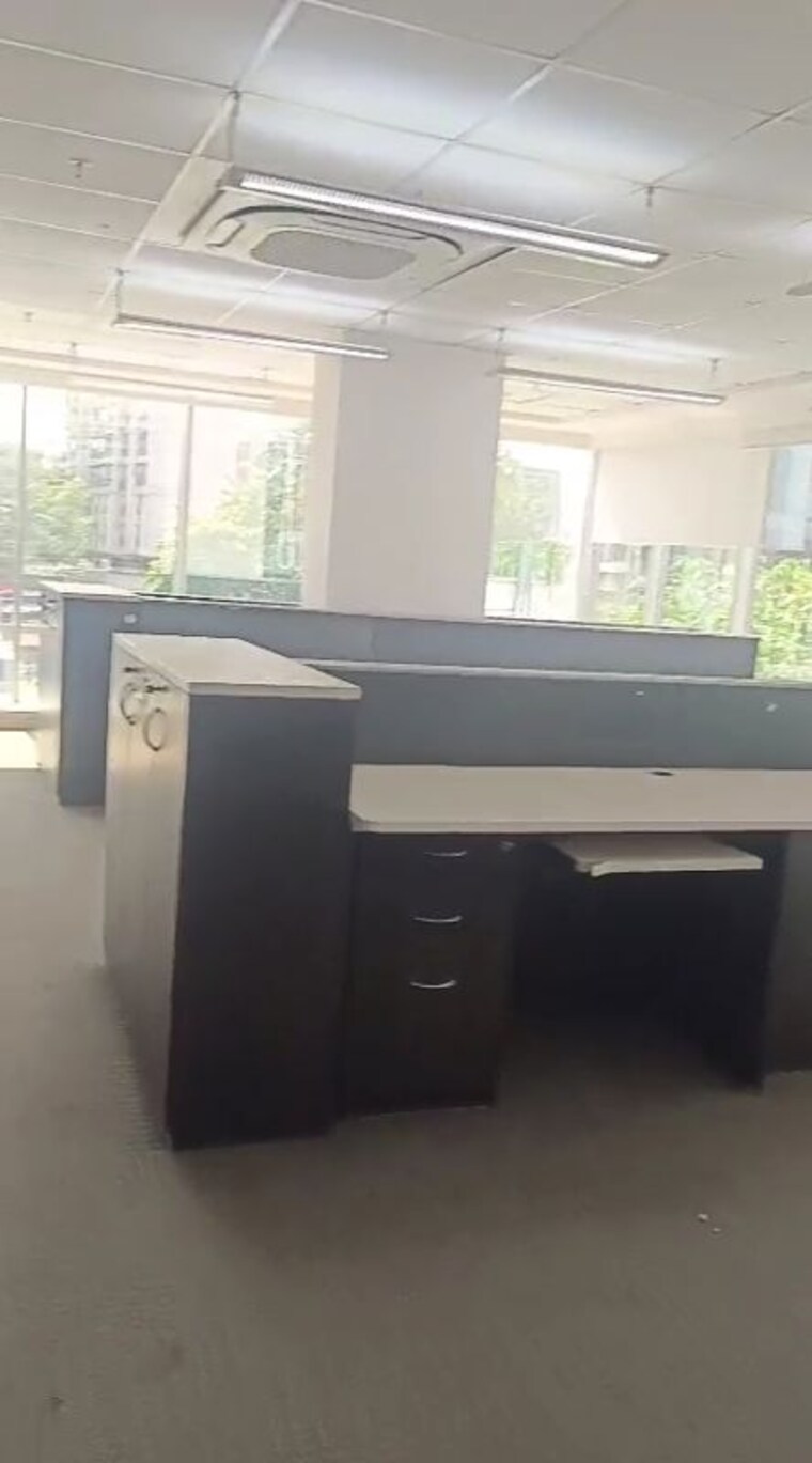 Team Area, dynasty-business-park Commercial Office Space 4500 Sq.Ft. In Andheri East Mumbai 10010701
