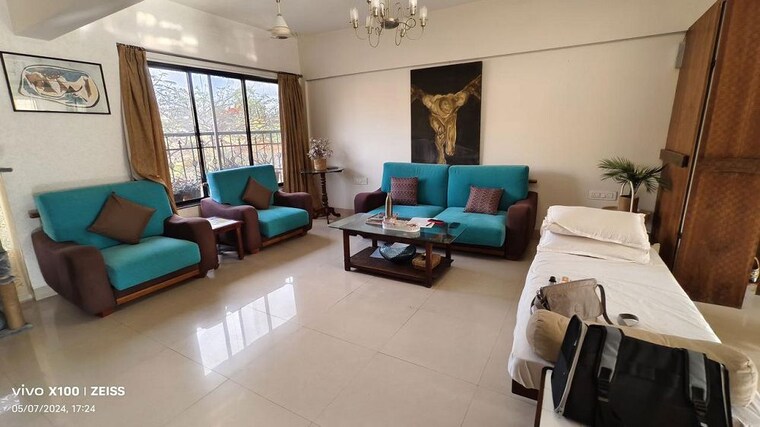 Living Room, bandra west 2 Bedroom 700 Sq.Ft. Apartment In Bandra West Mumbai 10010691