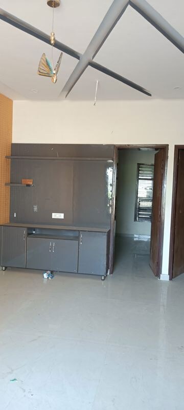 2 BHK Builder Floor For Rent in Dhakoli