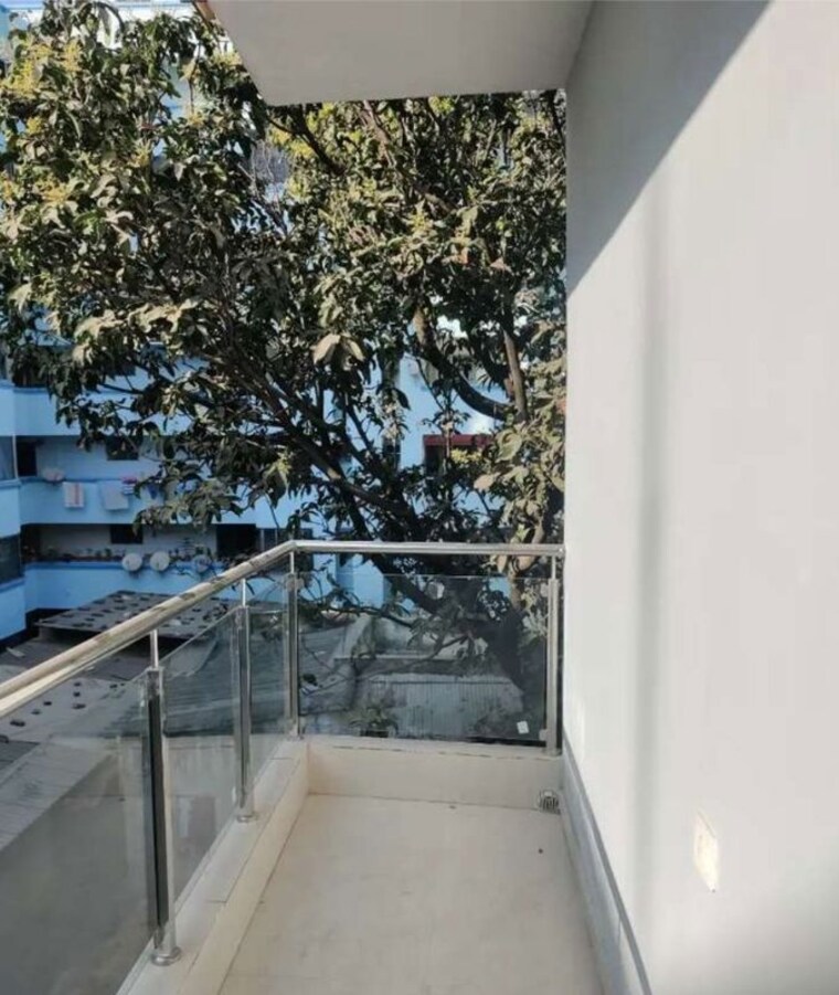 Balcony, lalpur 3 Bedroom 1600 Sq.Ft. Apartment In Lalpur Ranchi 10010687