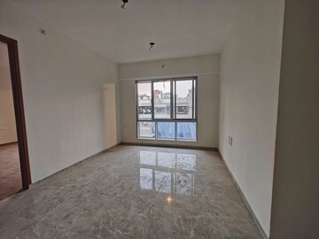 Room in 2 BHK Apartment at Arihant Balaji Pride, Chembur – for Rent