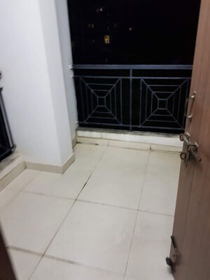 Balcony in 3 BHK Apartment at Bhetapara – for Rent