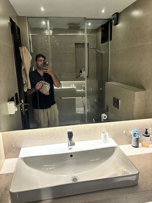 Bathroom in 3 BHK Builder Floor at Safdarjung Enclave – for Sale