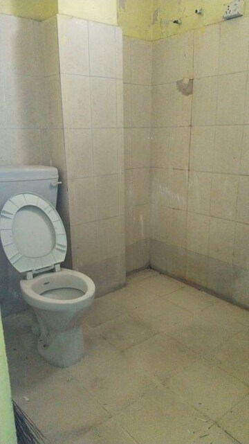 Bathroom in 2 BHK Apartment at Namkum – for Rent
