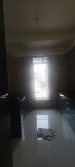 1.5 BHK + Pooja Room Apartment For Rent in Sheth Zuri