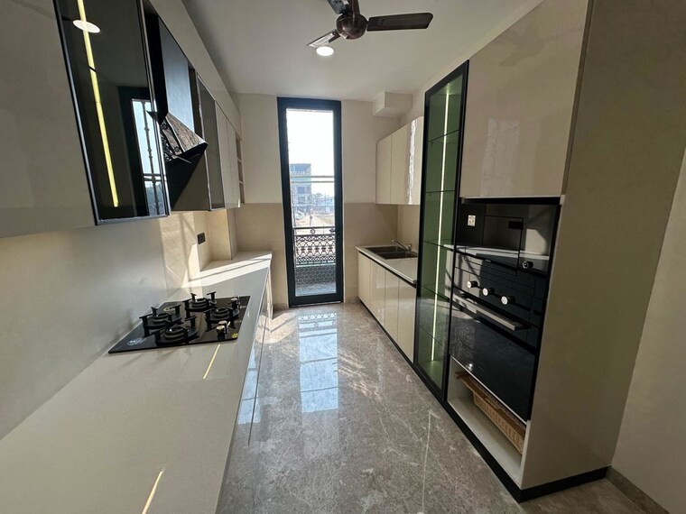 Kitchen, dlf-city-gurgaon 4 Bedroom 1800 Sq.Ft. Builder Floor In Sector 27 Gurgaon 10010811